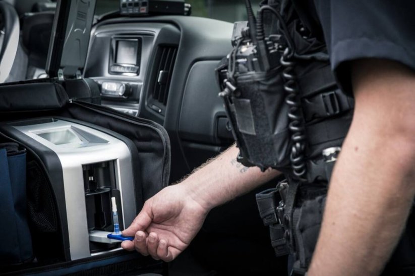 Přístroj na detekci drog, DrugTest 5000, detekce až 8 látek - Dräger