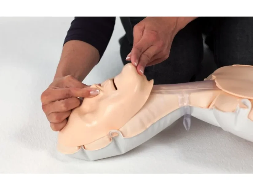 Mini Anne, resuscitační figurína pro nácvik KPR - Laerdal