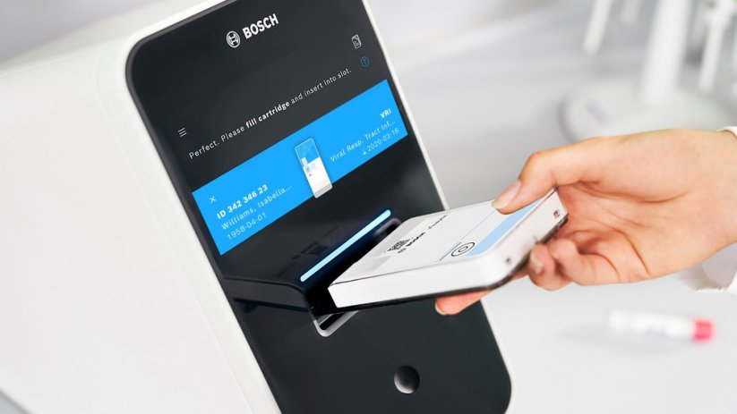 Diagnostický přístroj Vivalytic, POCT - Bosch Healthcare Solutions