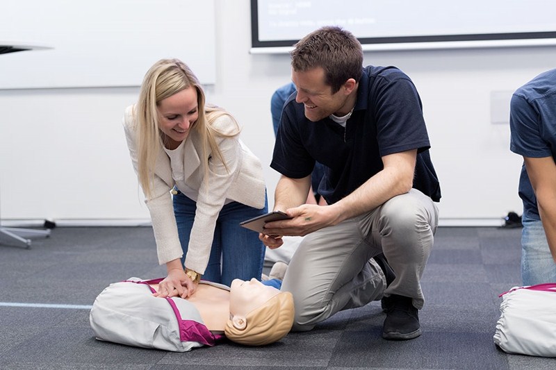 Little Junior QCPR, světlá pleť, torso dítěte pro nácvik KPR - Laerdal