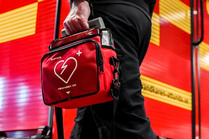 Pouzdro na AED Defibrilátor Reanibex 100 - Bexen Cardio - Osatu S. Coop